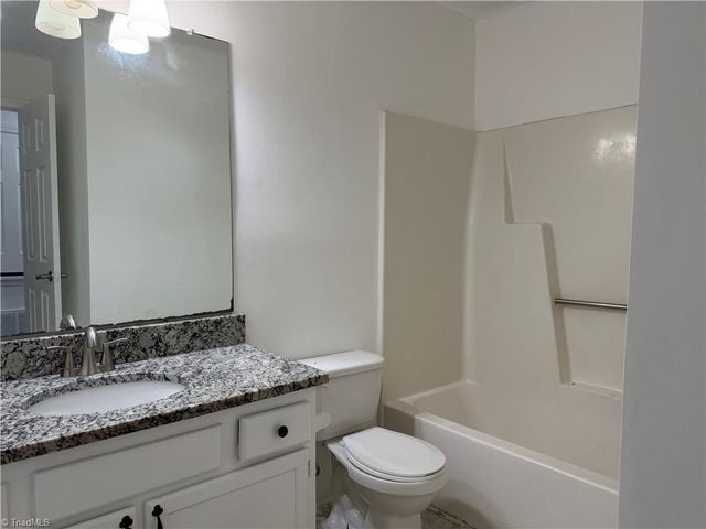 812 Ashebrook Drive D, Greensboro, NC 27409