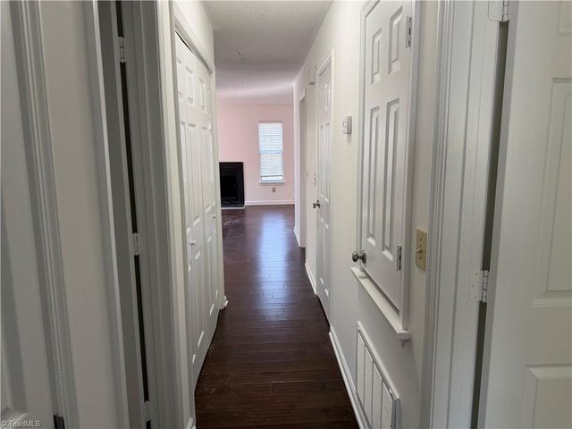 812 Ashebrook Drive D, Greensboro, NC 27409