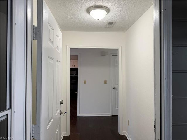 812 Ashebrook Drive D, Greensboro, NC 27409