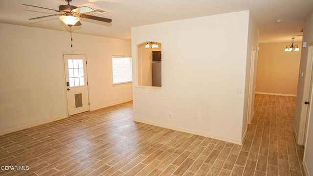 14613 SUNNY LAND Avenue, El Paso, TX 79938