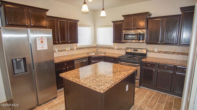 14613 SUNNY LAND Avenue, El Paso, TX 79938