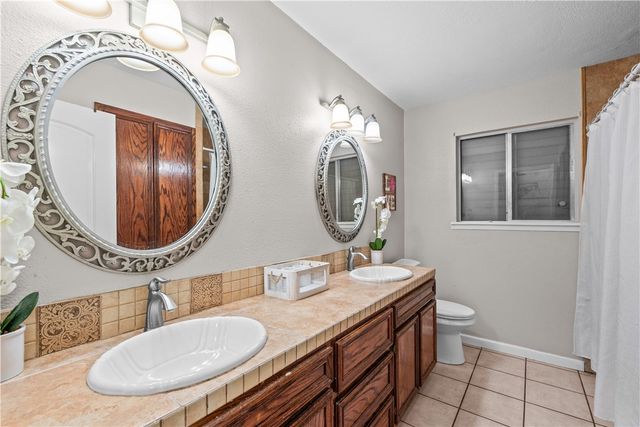 5641 Martinique Dr, Corpus Christi, TX 78411