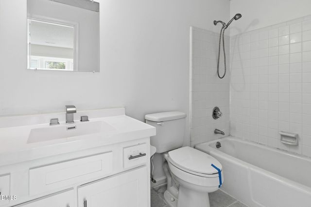 6901 Saxby Court, Raleigh, NC 27613