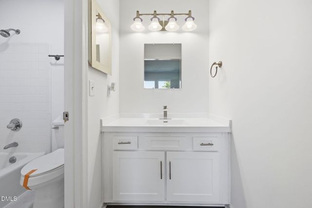 6901 Saxby Court, Raleigh, NC 27613