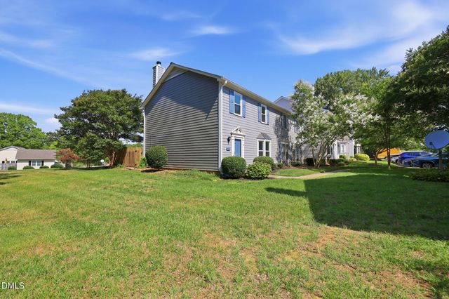 6901 Saxby Court, Raleigh, NC 27613