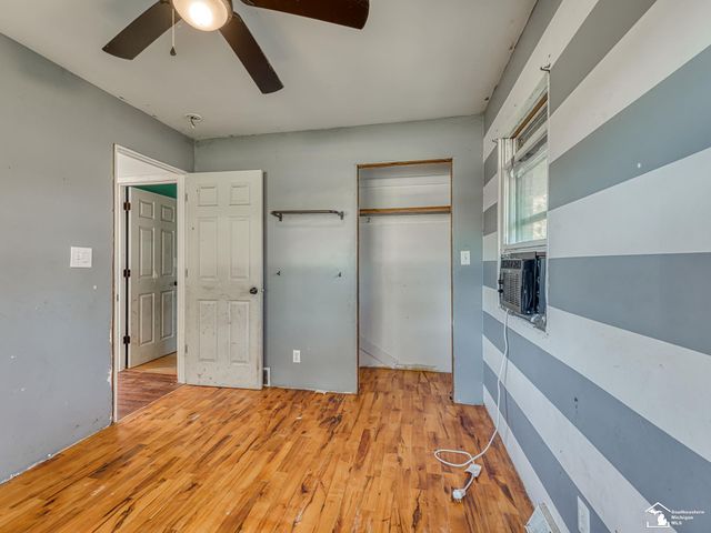 13781 Laplaisance Road, Monroe, MI 48161