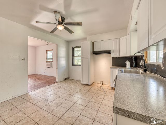 13781 Laplaisance Road, Monroe, MI 48161