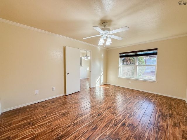 1605 SPARKS STREET, Wichita Falls, TX 76302