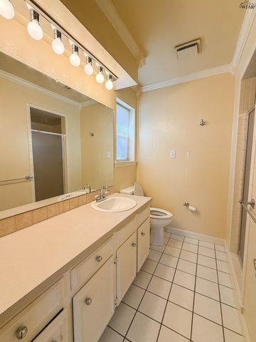 1605 SPARKS STREET, Wichita Falls, TX 76302