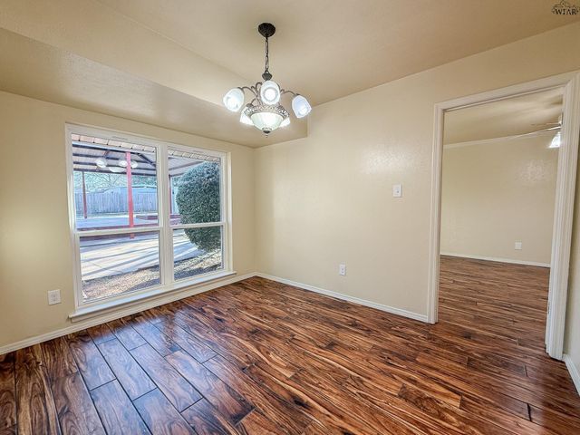 1605 SPARKS STREET, Wichita Falls, TX 76302