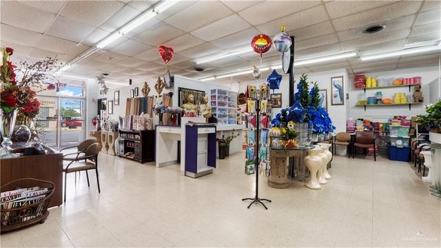 1122 N Conway Avenue, Mission, TX 78572