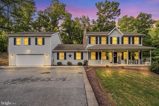 9 JEANNA LN, Falling Waters, WV 25419
