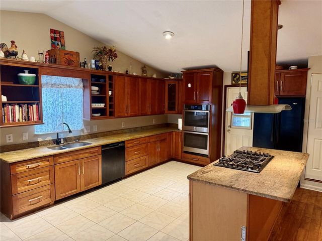 2635 GLENVIEW DRIVE, Land O Lakes, FL 34639