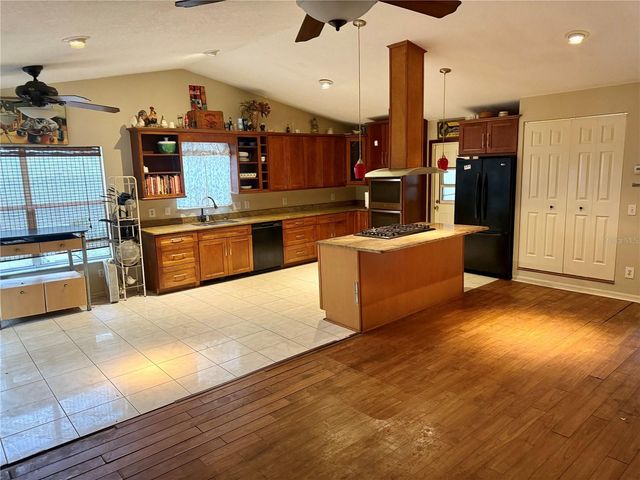 2635 GLENVIEW DRIVE, Land O Lakes, FL 34639