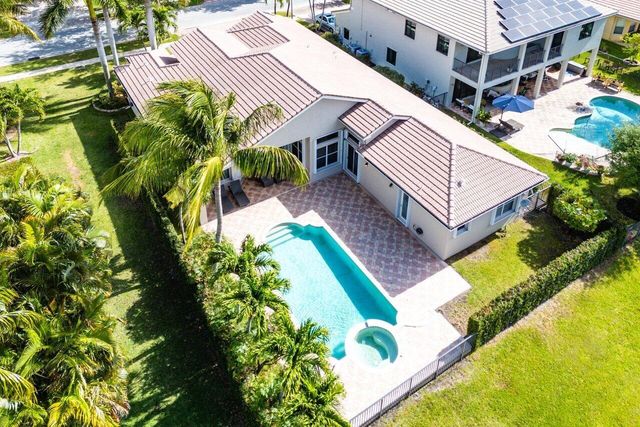 8837 Woodgrove Ridge Court, Boynton Beach, FL 33473