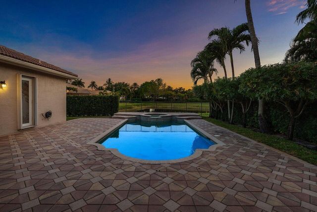 8837 Woodgrove Ridge Court, Boynton Beach, FL 33473