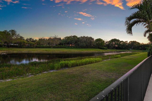8837 Woodgrove Ridge Court, Boynton Beach, FL 33473