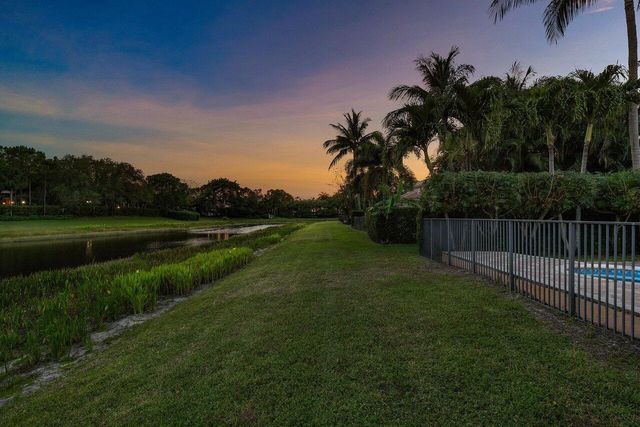 8837 Woodgrove Ridge Court, Boynton Beach, FL 33473