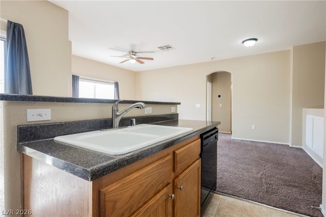 6320 Snap Ridge Street 201, North Las Vegas, NV 89081