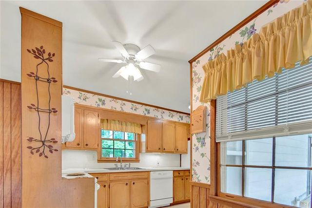 5597 Bob White Circle NW, Lilburn, GA 30047