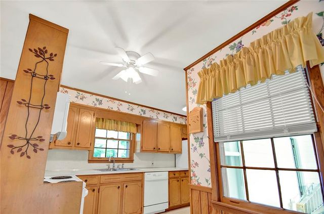 5597 Bob White Circle NW, Lilburn, GA 30047