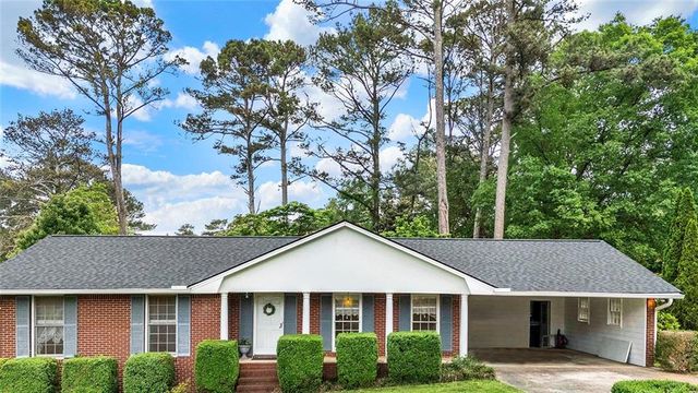 5597 Bob White Circle NW, Lilburn, GA 30047