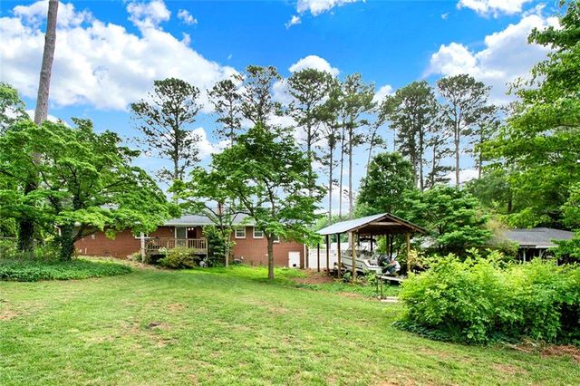 5597 Bob White Circle NW, Lilburn, GA 30047