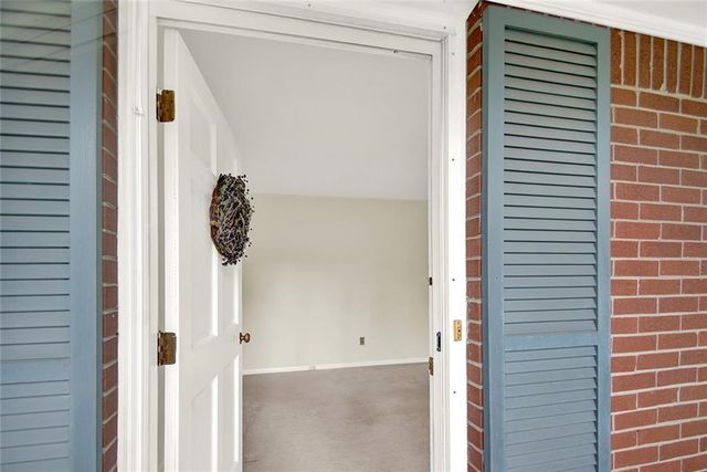5597 Bob White Circle NW, Lilburn, GA 30047