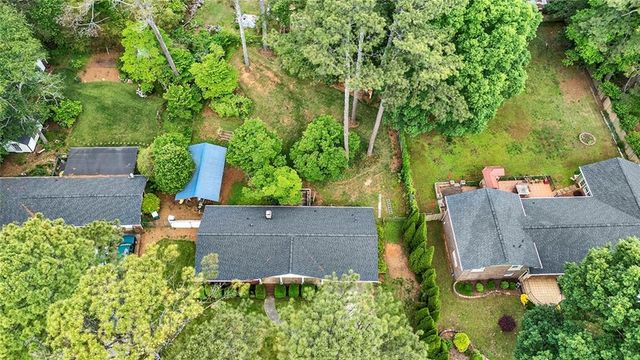 5597 Bob White Circle NW, Lilburn, GA 30047