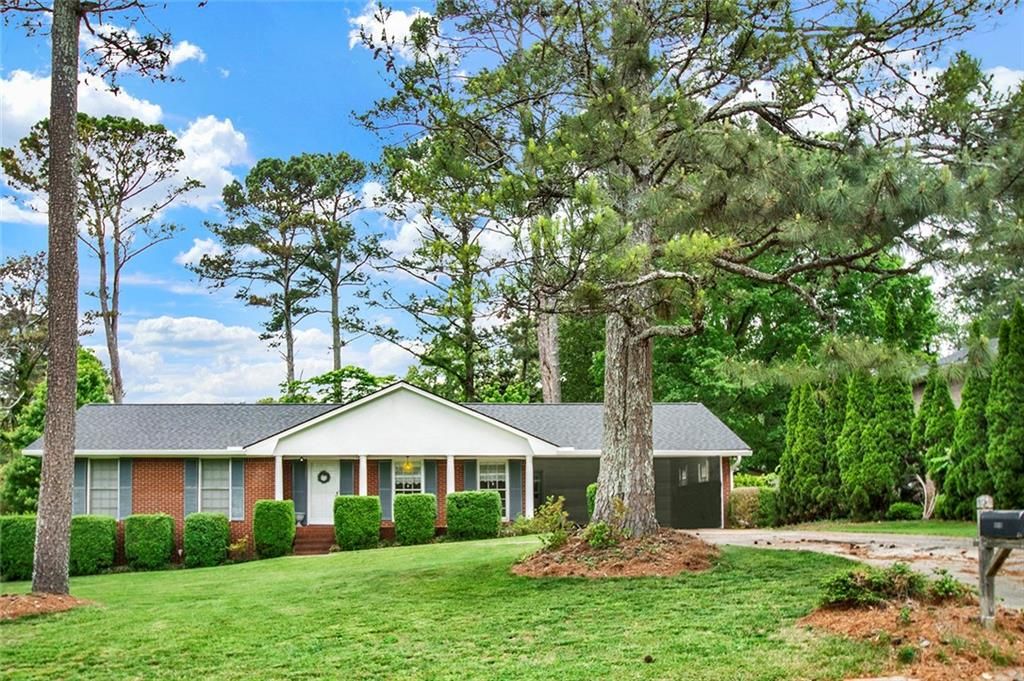 5597 Bob White Circle NW, Lilburn, GA 30047