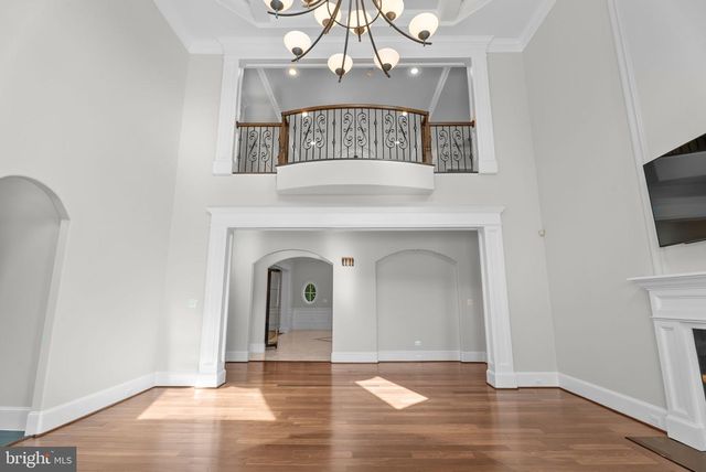 9889 OXCREST DR, Fairfax Station, VA 22039