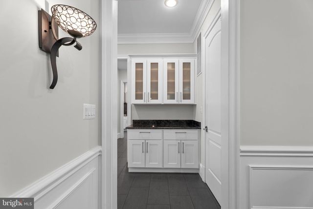 9889 OXCREST DR, Fairfax Station, VA 22039