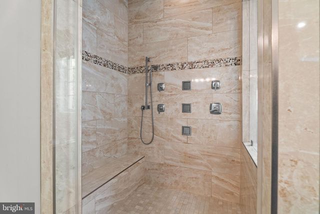 9889 OXCREST DR, Fairfax Station, VA 22039