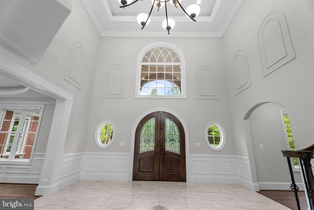 9889 OXCREST DR, Fairfax Station, VA 22039
