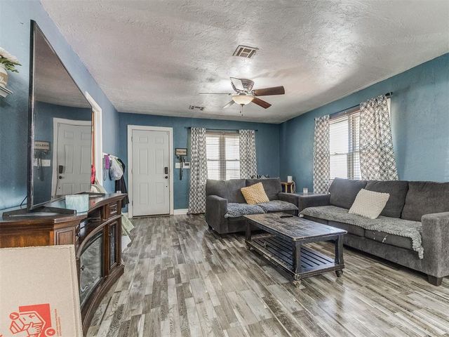 515 W Oklahoma Street, Mcloud, OK 74851