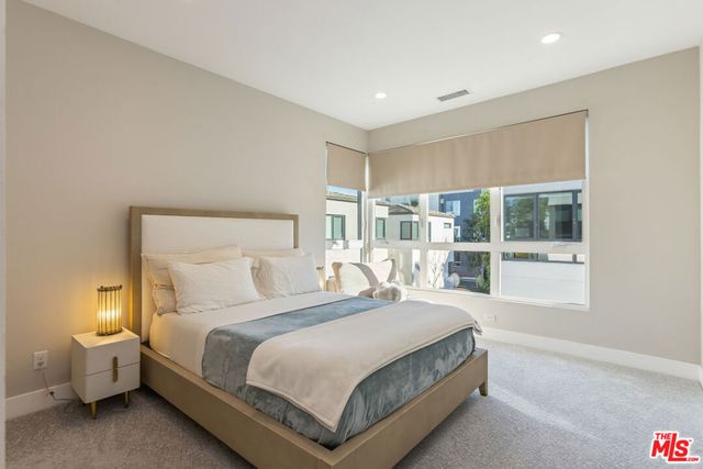 12615 W Seacoast Place, Los Angeles, CA 90094