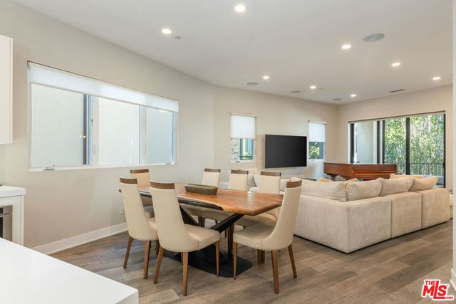 12615 W Seacoast Place, Los Angeles, CA 90094