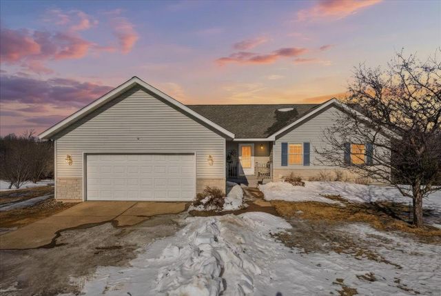 456 Walnut Ridge Drive, Glenwood City, WI 54013