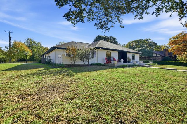 7924 Londonderry Drive, North Richland Hills, TX 76182