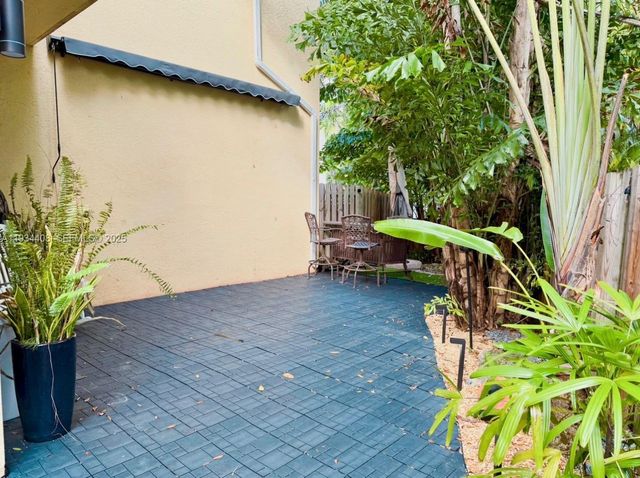 407 SW 5th St, Fort Lauderdale, FL 33315