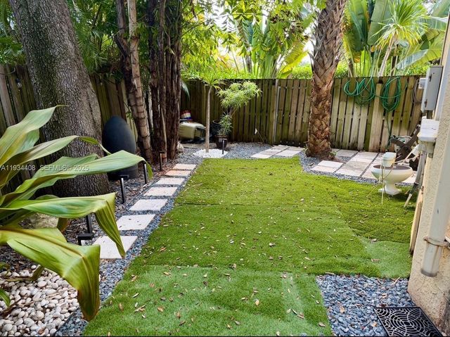 407 SW 5th St, Fort Lauderdale, FL 33315