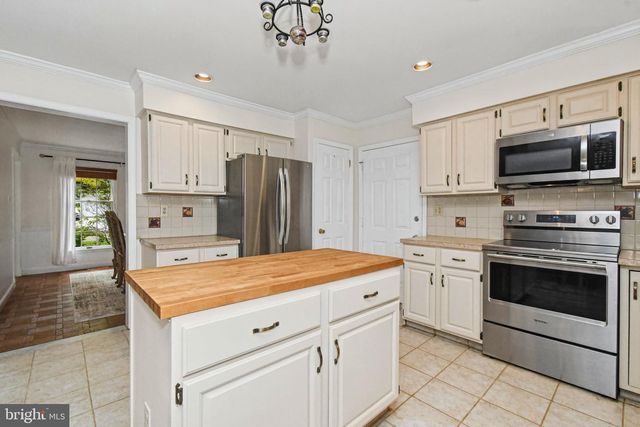 107 FAIRVIEW DR, Lansdale, PA 19446
