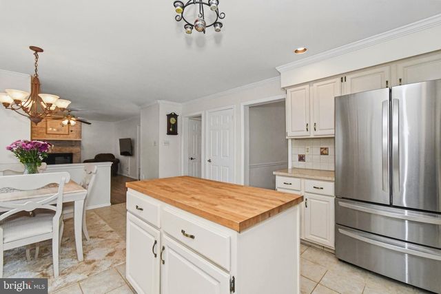 107 FAIRVIEW DR, Lansdale, PA 19446