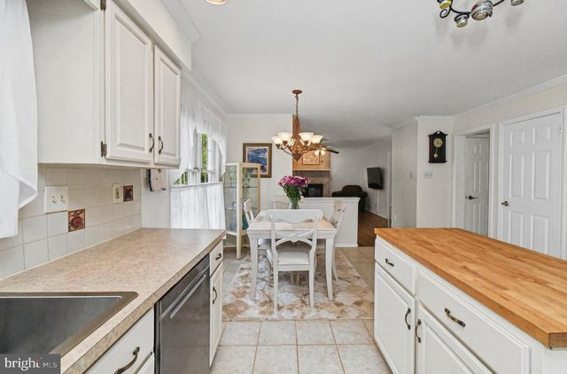 107 FAIRVIEW DR, Lansdale, PA 19446