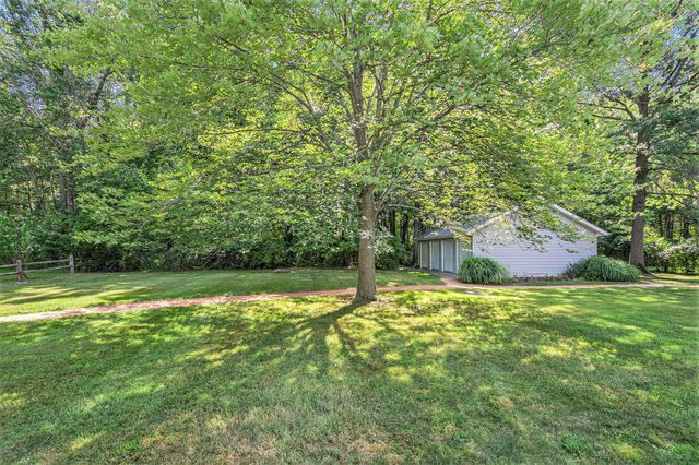 15577 Victor Road 4, Chikaming Twp, MI 49129