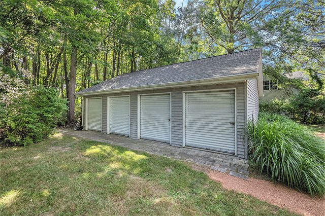 15577 Victor Road 4, Chikaming Twp, MI 49129