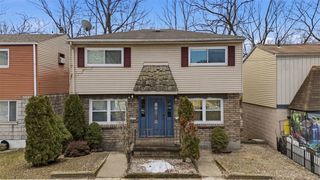 1054-1056 Cleveland Ave, Brackenridge, PA 15014