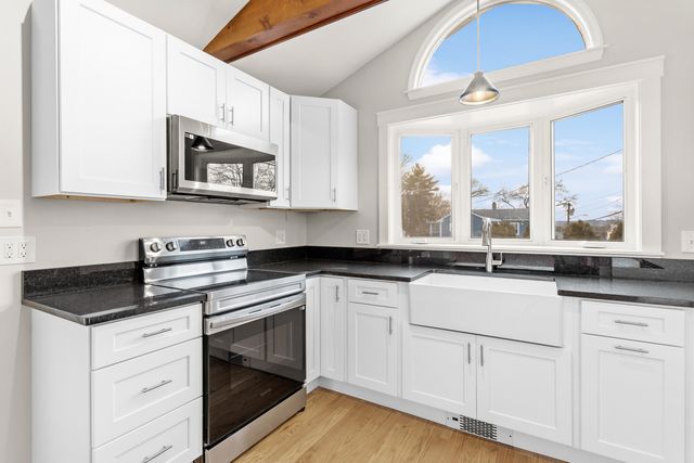 183 Gold Street, Manchester, NH 03103