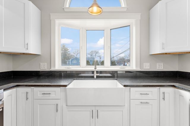 183 Gold Street, Manchester, NH 03103