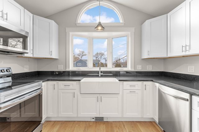 183 Gold Street, Manchester, NH 03103